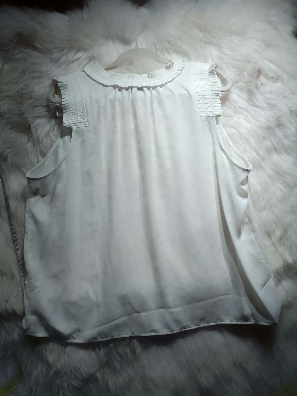 Ann Taylor White Sleeveless Draped Top - Picture 11 of 11